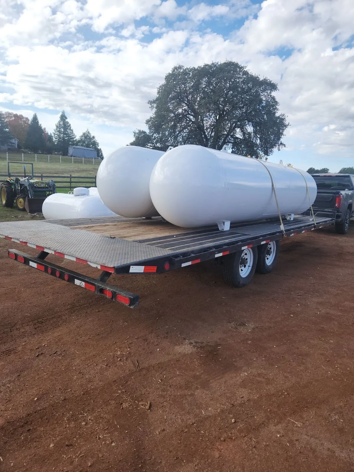 New 500 Gallon Propane Tanks For Sale WS Containers LLC   S L1600 3.webp